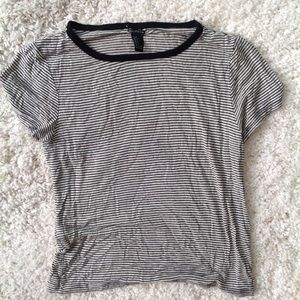 B&W forever21 striped t-shirt